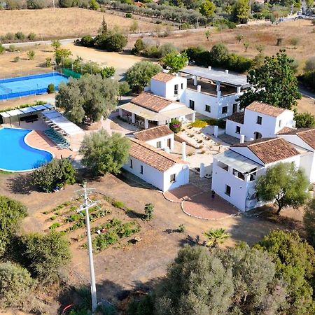 Cort'E Nastasj Hotel Tertenia Luaran gambar