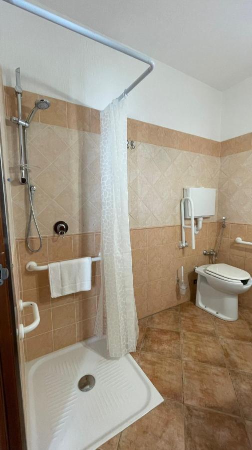 Cort'E Nastasj Hotel Tertenia Luaran gambar