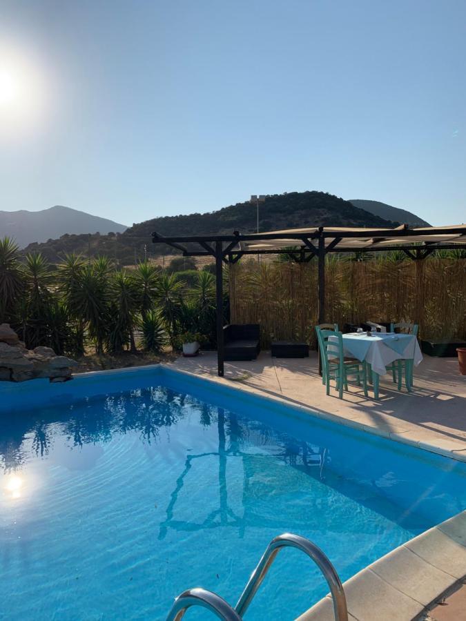 Cort'E Nastasj Hotel Tertenia Luaran gambar