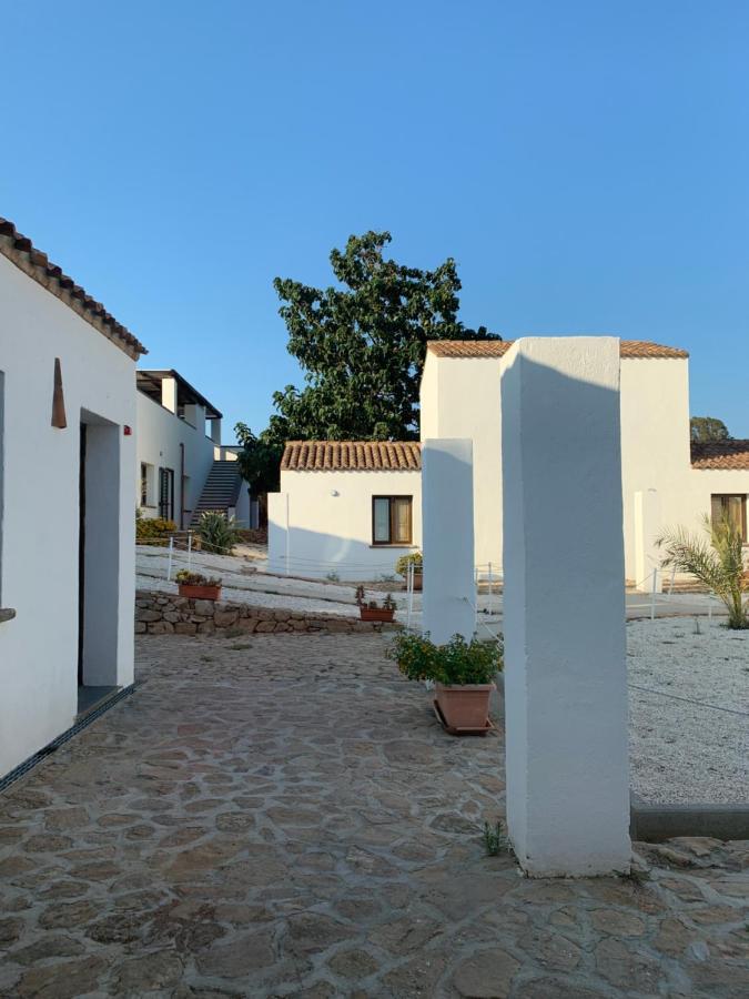 Cort'E Nastasj Hotel Tertenia Luaran gambar