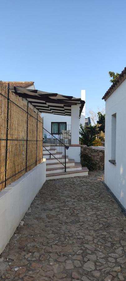 Cort'E Nastasj Hotel Tertenia Luaran gambar