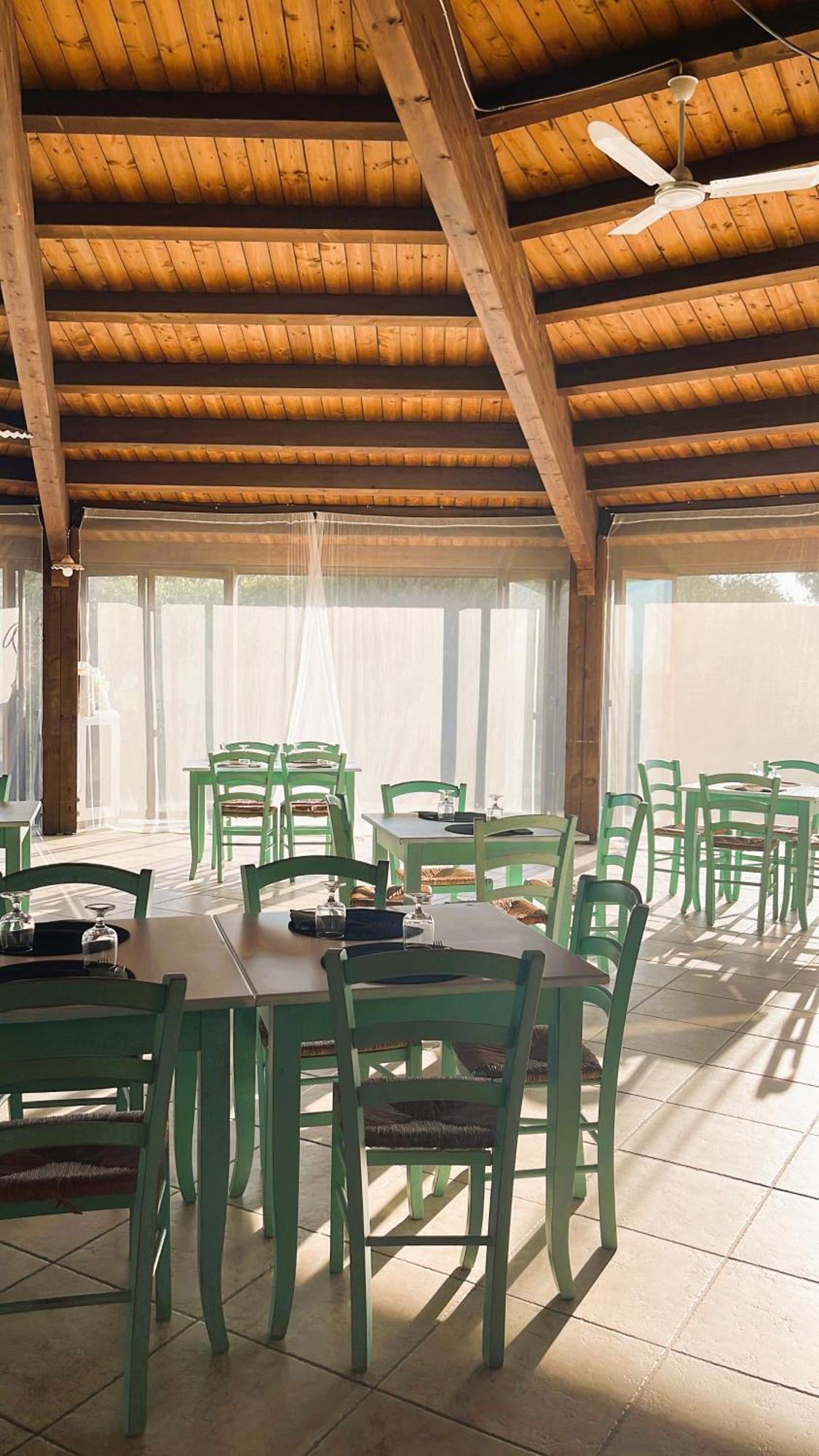 Cort'E Nastasj Hotel Tertenia Luaran gambar
