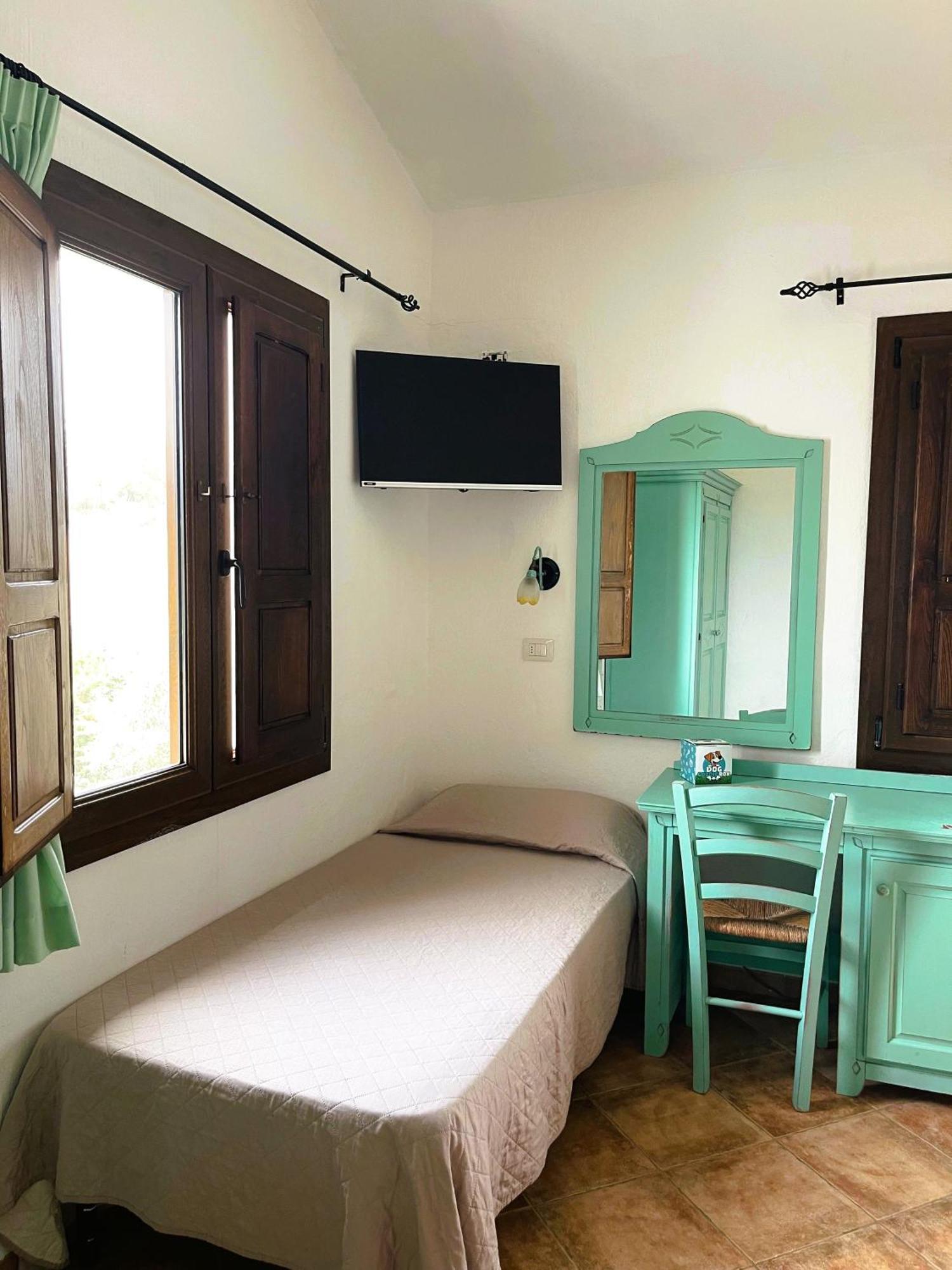 Cort'E Nastasj Hotel Tertenia Luaran gambar