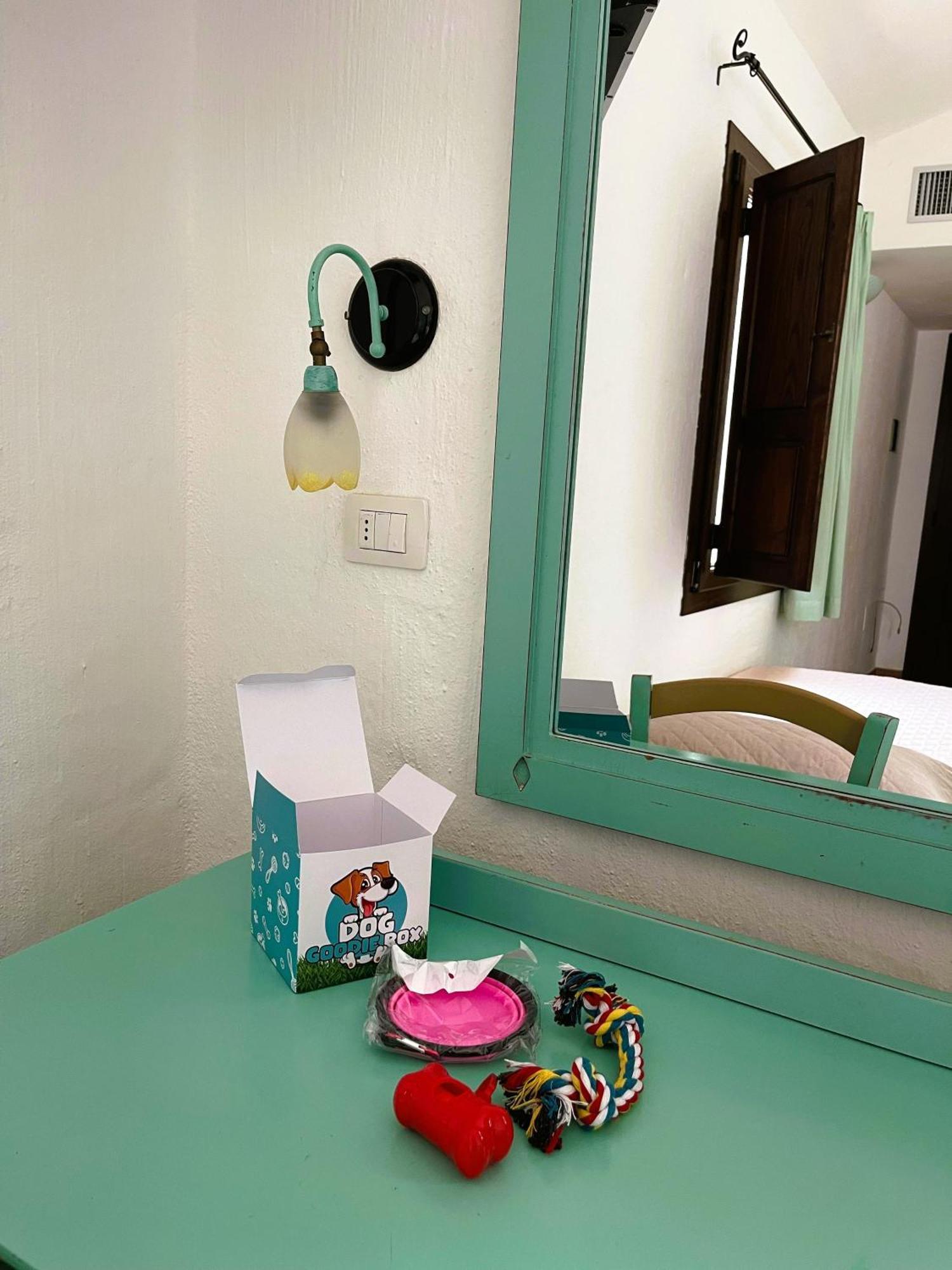 Cort'E Nastasj Hotel Tertenia Luaran gambar